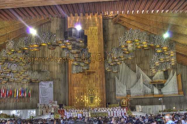 Interior de la Basílica de Guadalupe